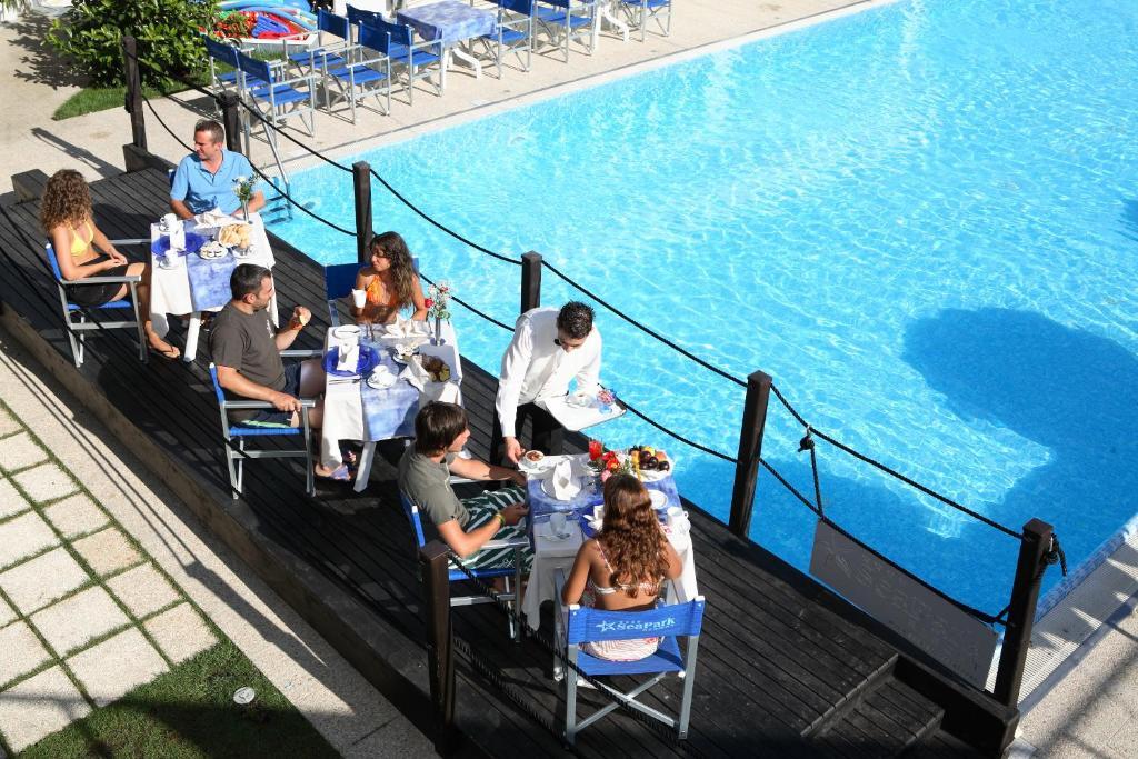 Seapark Spa Resort Giulianova Exterior photo